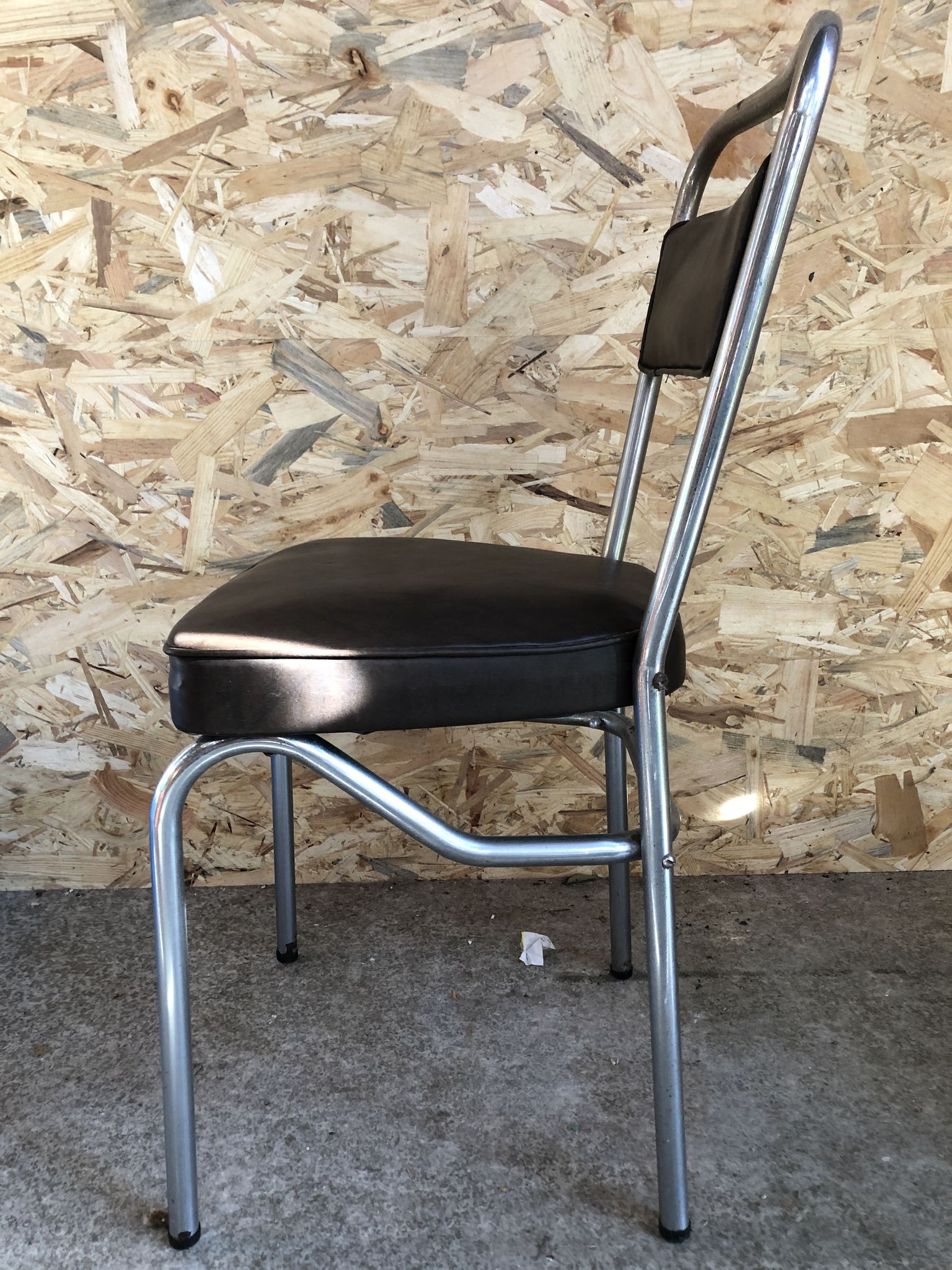Old chair metal chrome & skaï brown 70s vintage