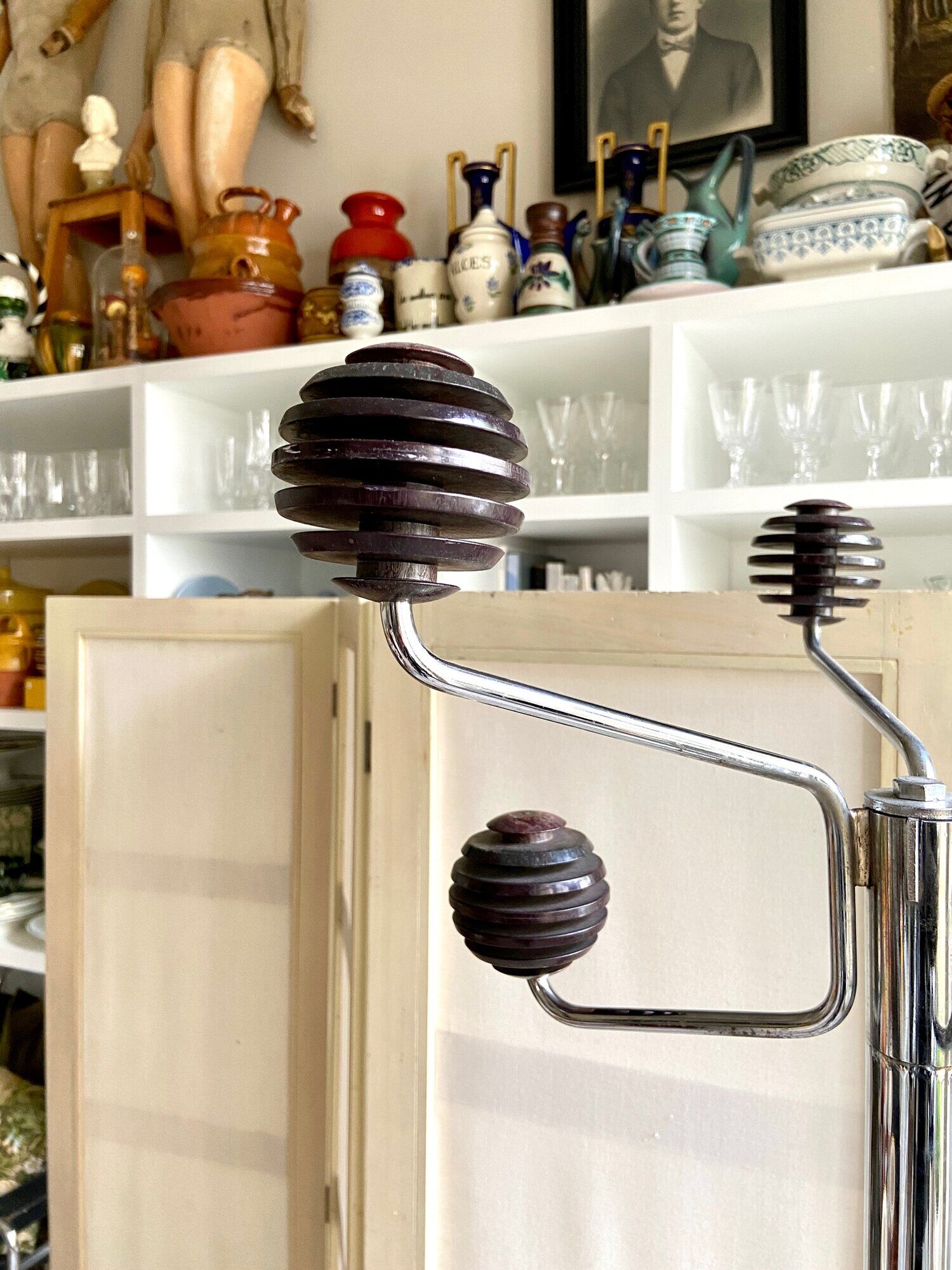 Space Age coat rack with 8 hooks in chrome-plated metal and brown bakelite