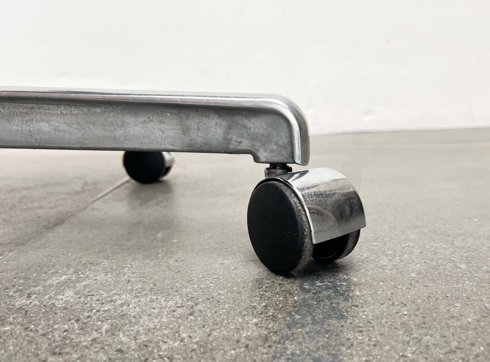 Vintage swivel office chair German model Eurochair 5600 by Fritz Makiol for Girsberger, 1970s.