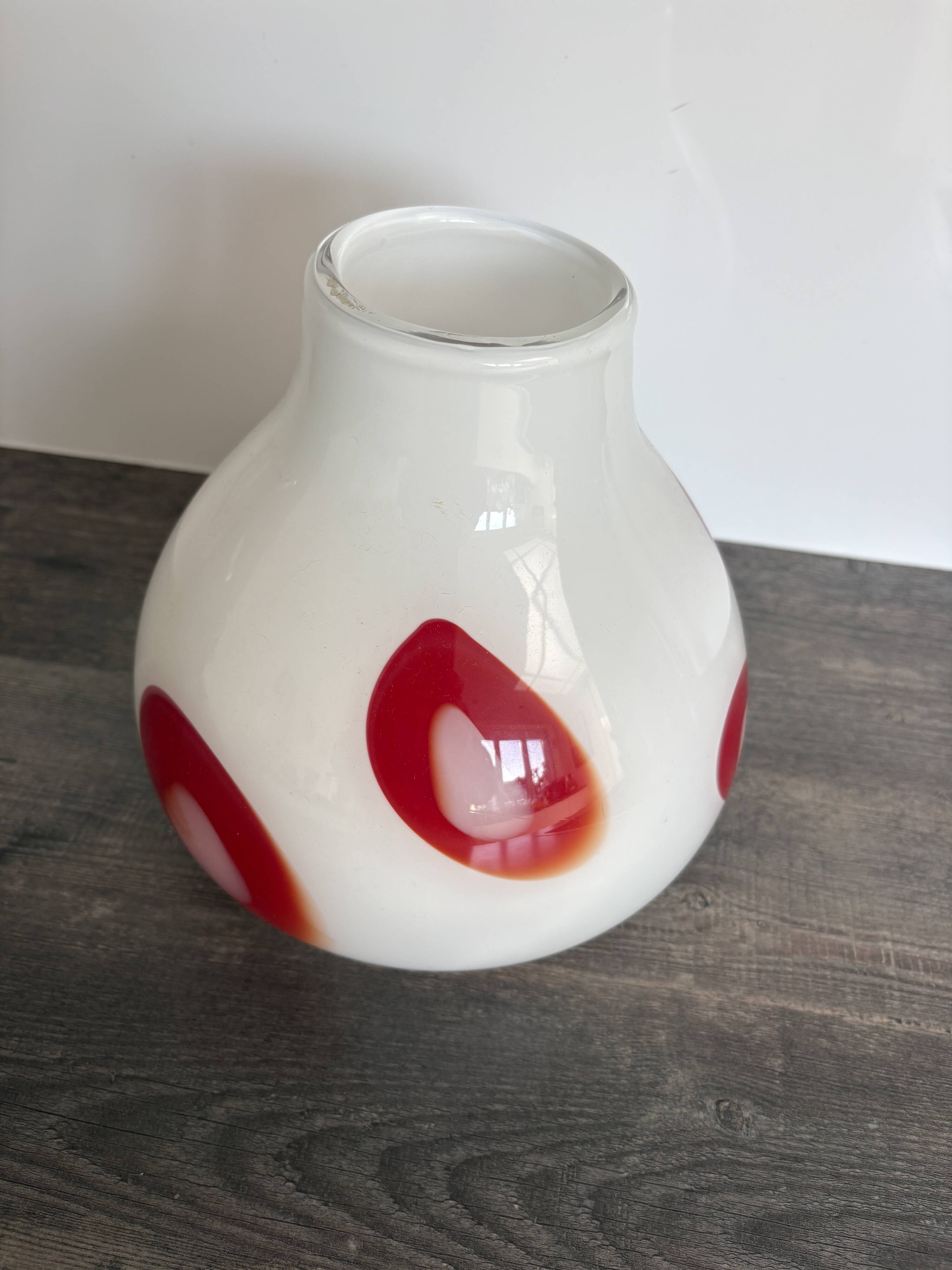 Vintage 90s Habitat vase