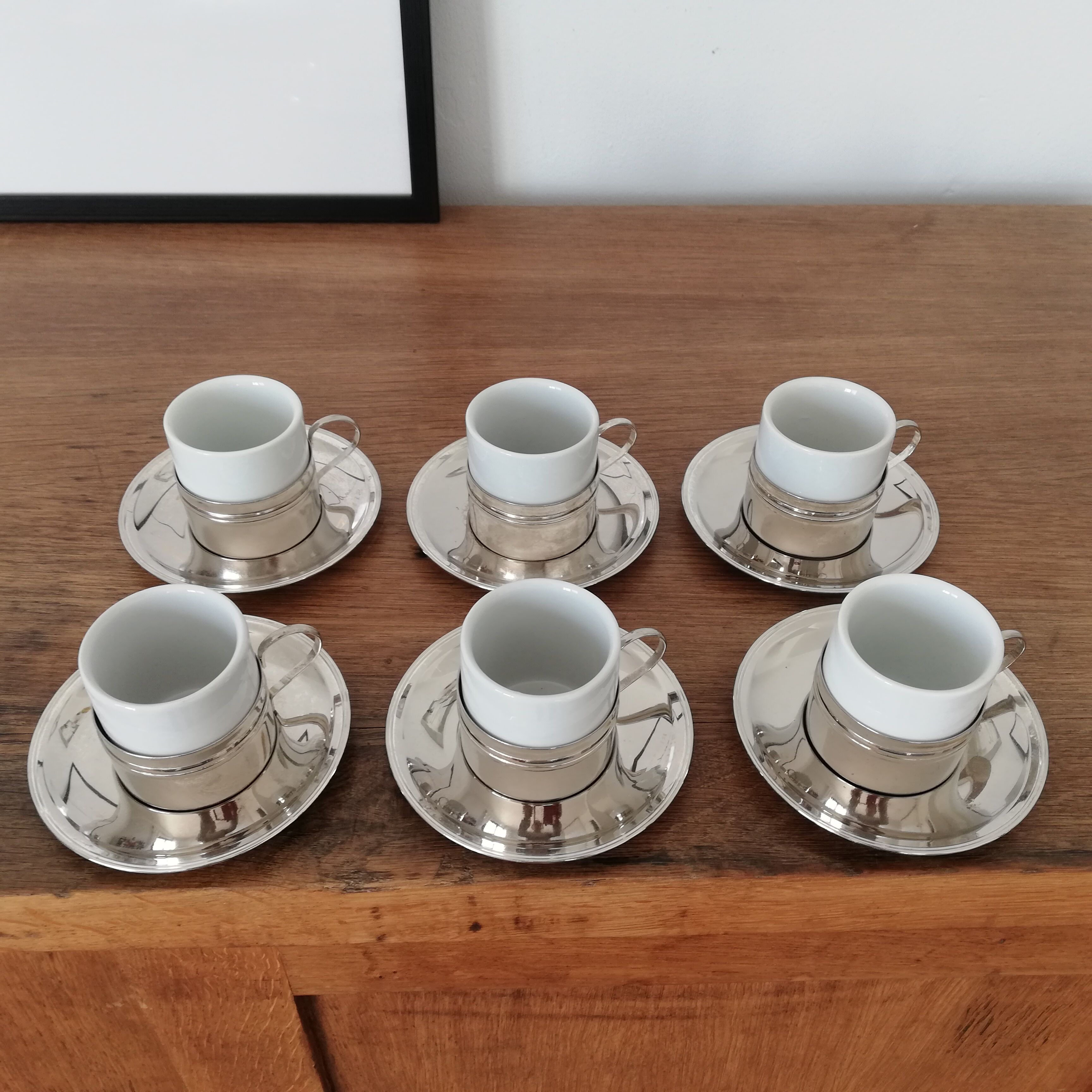 6 ceramic and metal coffee cups