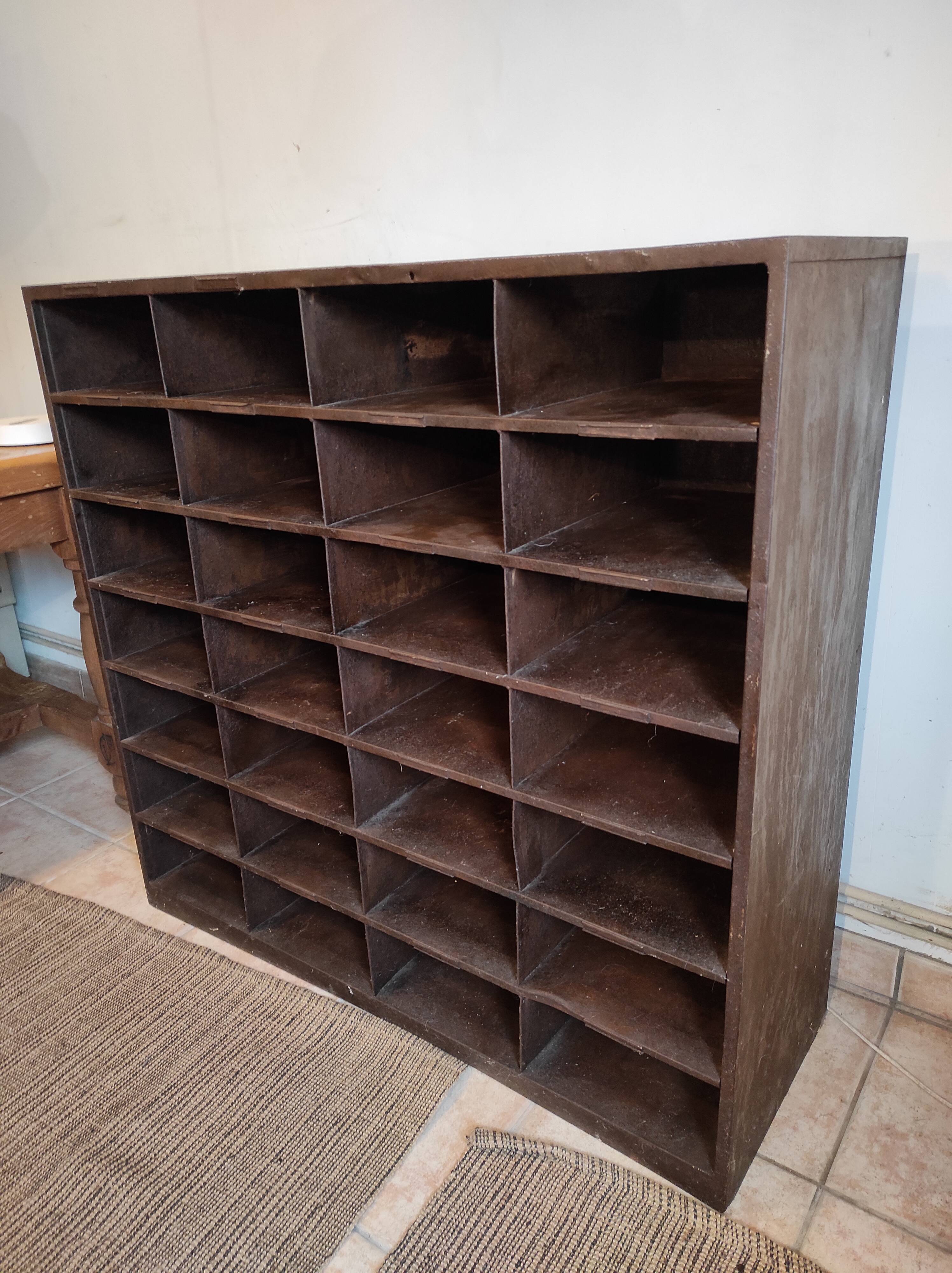 Metal rack cabinet