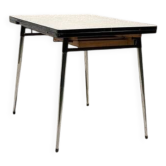 Vintage FORMICA table with 2 extensions