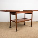 Danish extendable two-tiered teak serving trolley, 1960s, Kurt Ostervig.