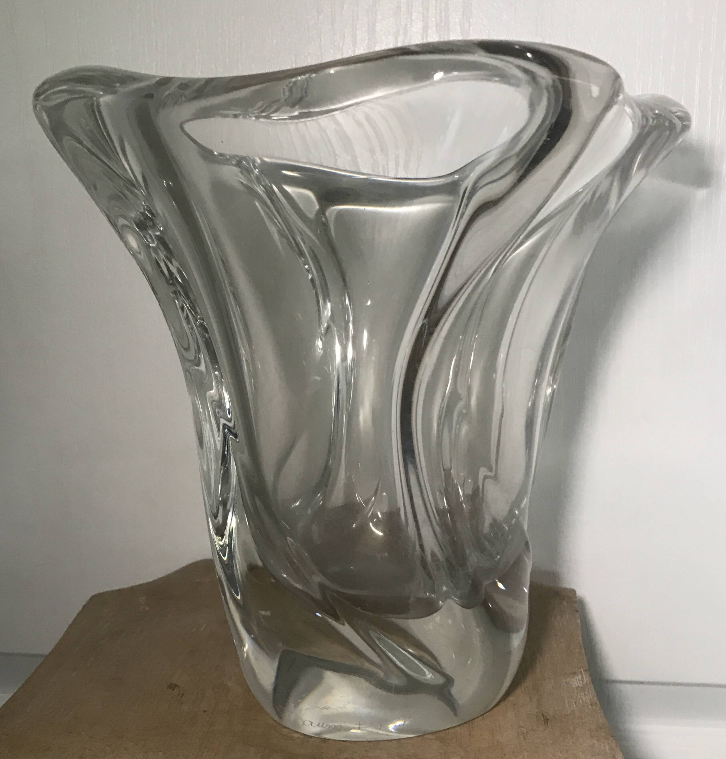 Crystal vase signed daum france free form 4.4 kg