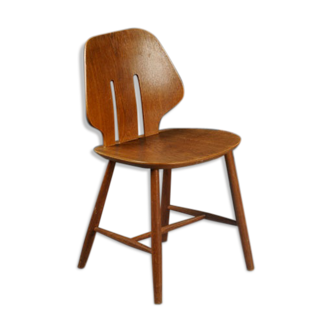 Chair model J67