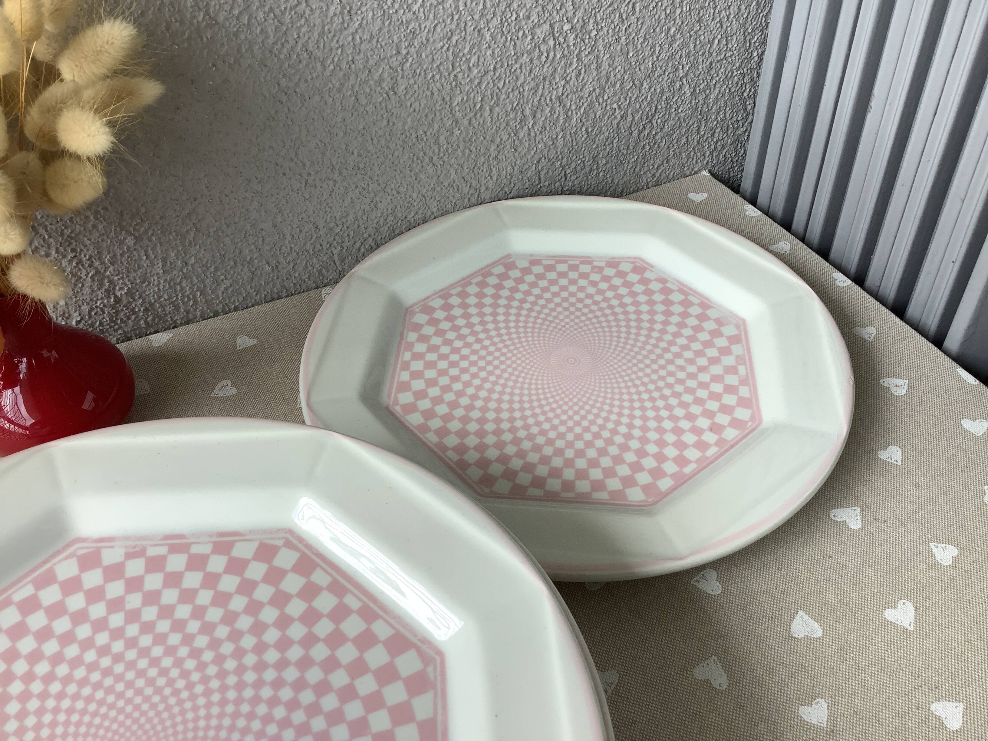 San Marciano psychedelic pink gingham plates - rare