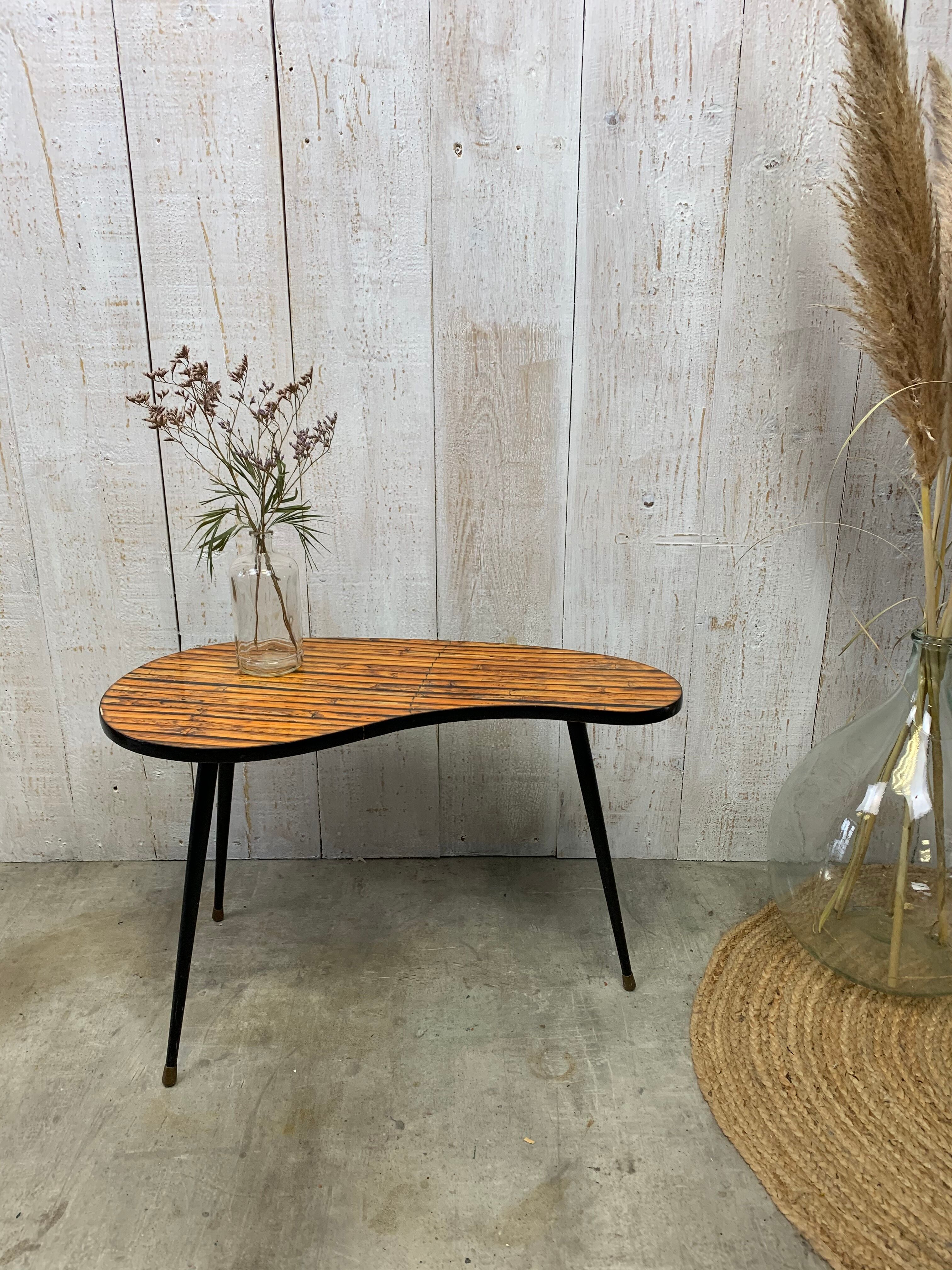 Table basse tripode vintage