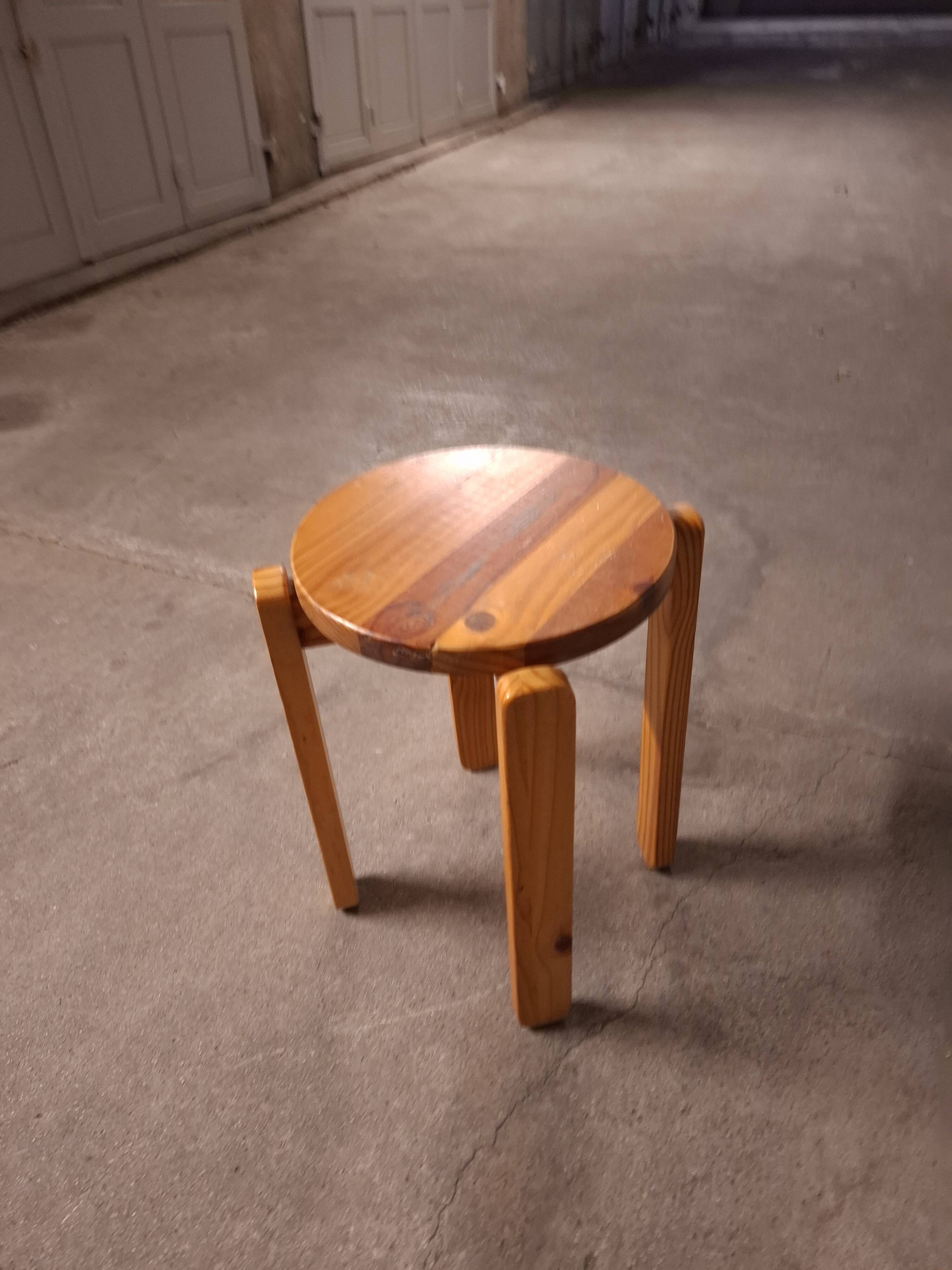 Tabouret en pin vintage