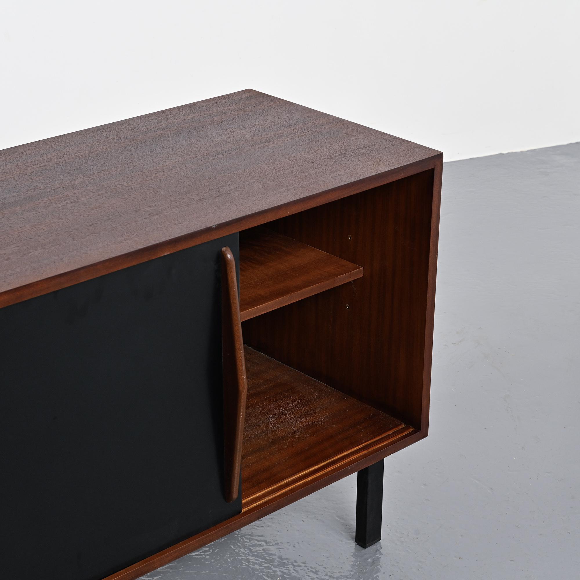 Enfilade Cansado par Charlotte Perriand, circa 1960
