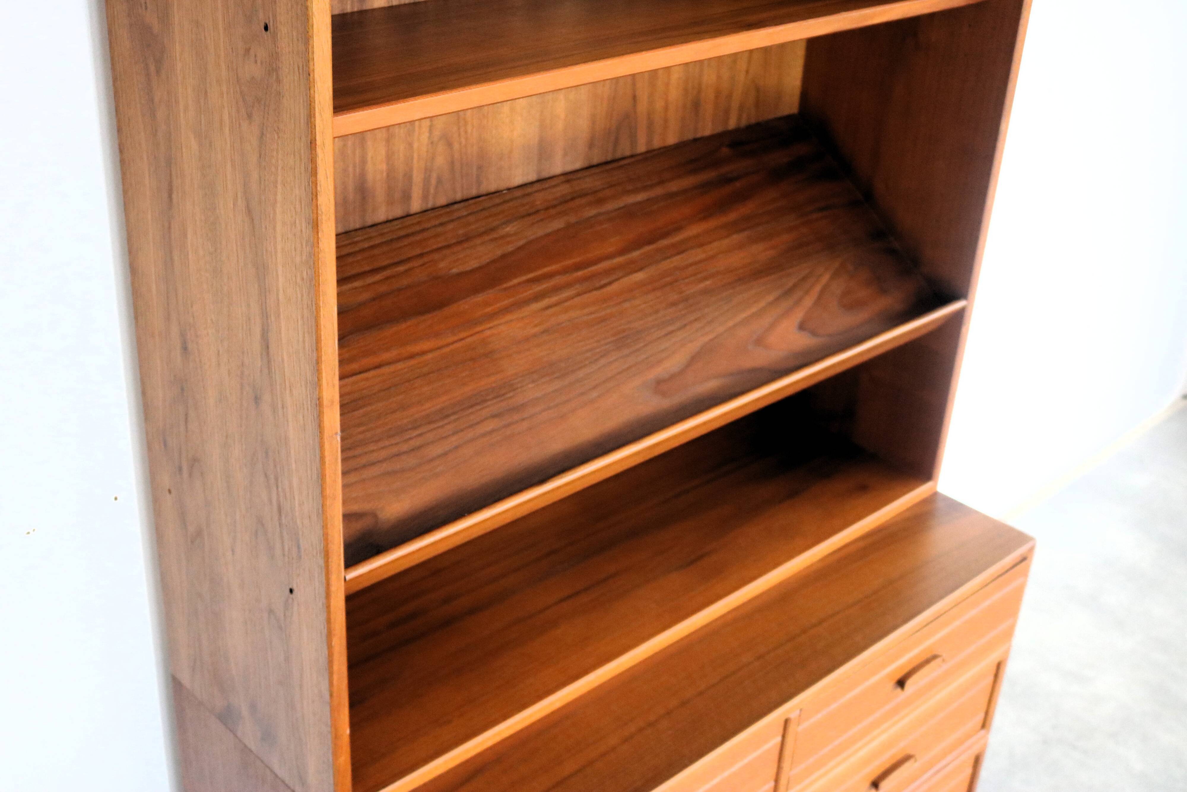 Vintage wall unit | wall cabinet | 1960s | modular