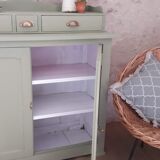 Green Parisian buffet