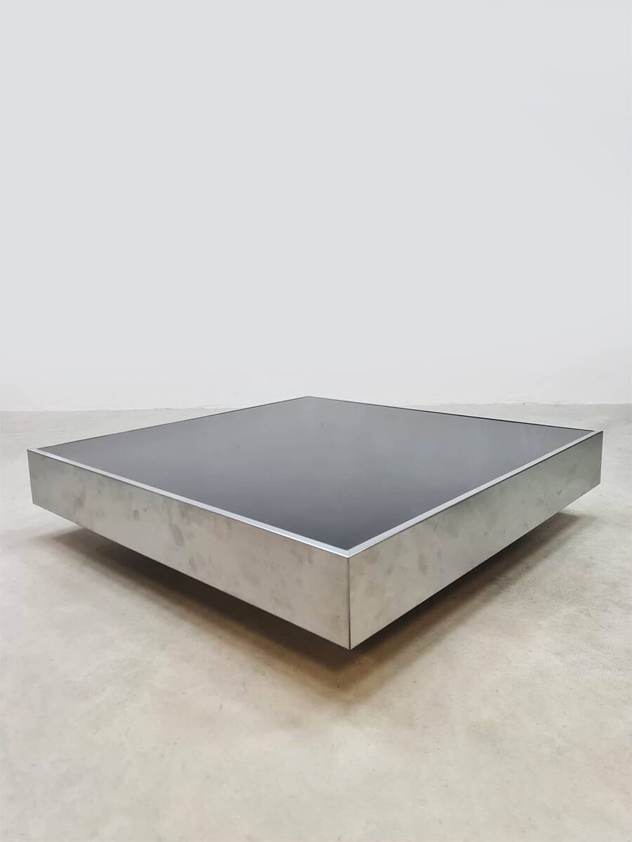 Table basse italienne vintage dans le goût de Willy Rizzo