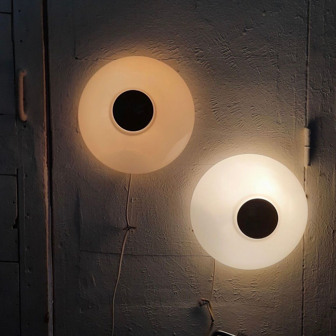 Pair of polychrome Murano glass wall lights, 1990s.