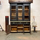 Buffet two bodies of commerce.