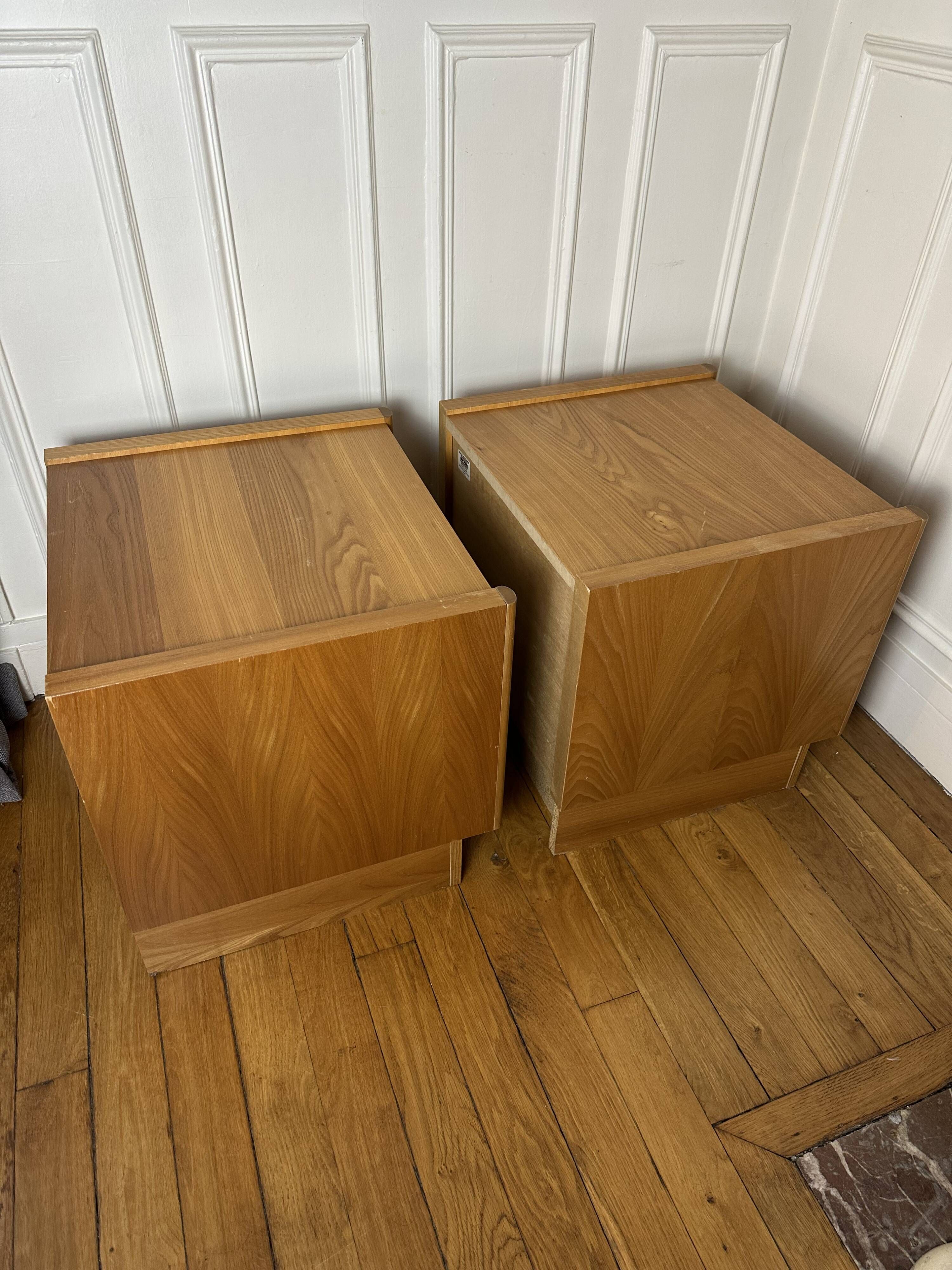 2 tables de chevet en orme Simat années 80