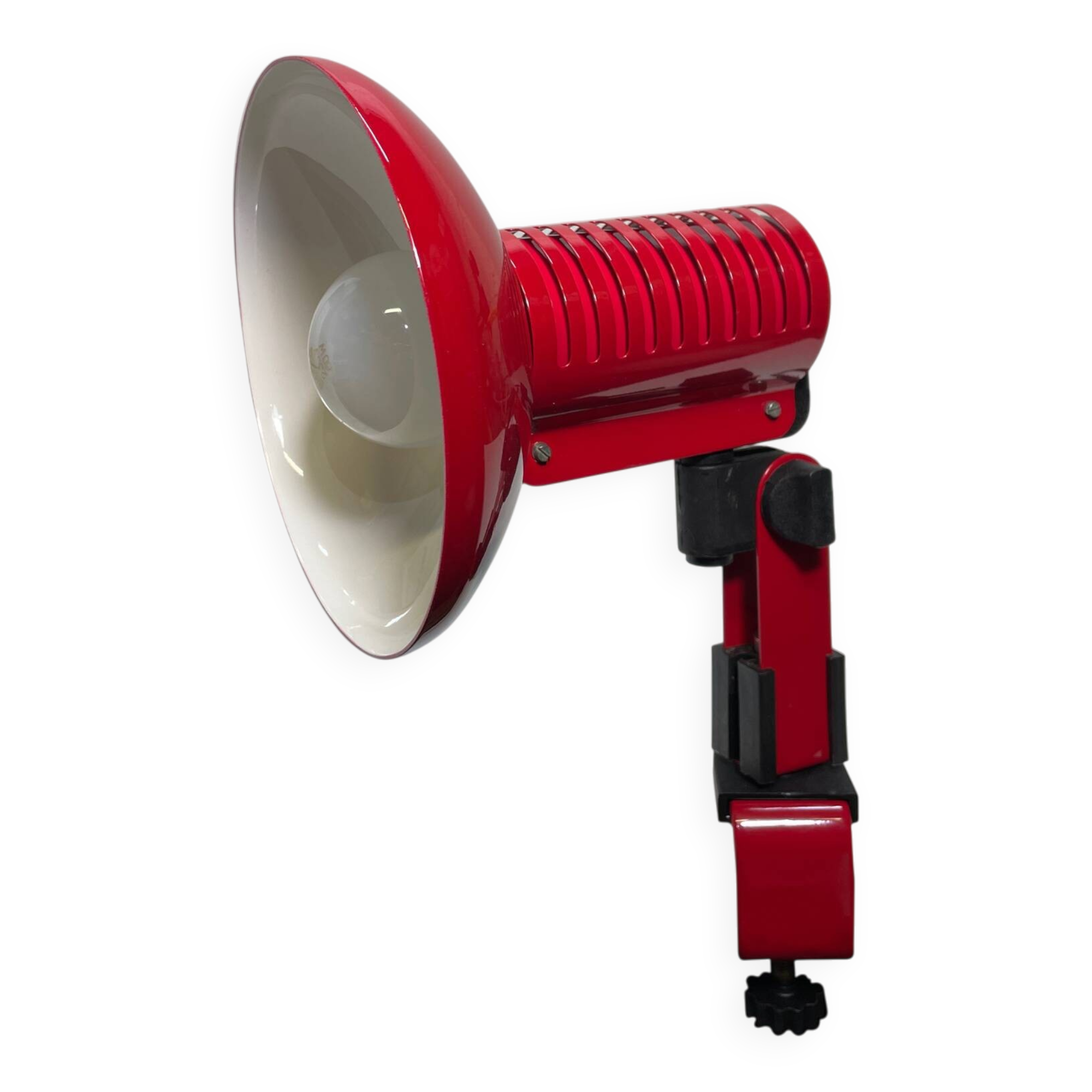 Lampe rouge avec étau, ART, années 1980 | Selency
