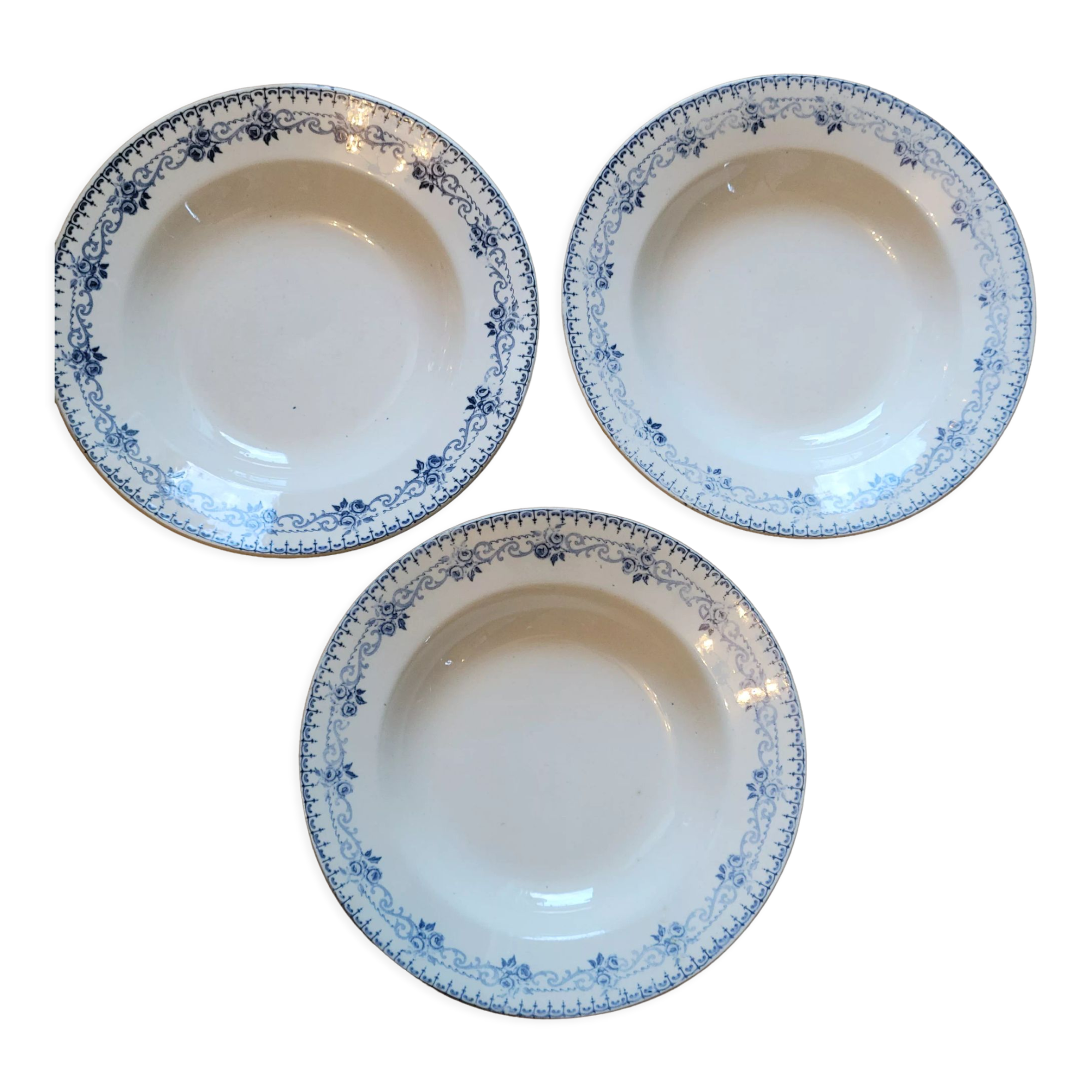 Choisy le Roi Boulenger 3 hollow plates model Parmentier Terre de Fer