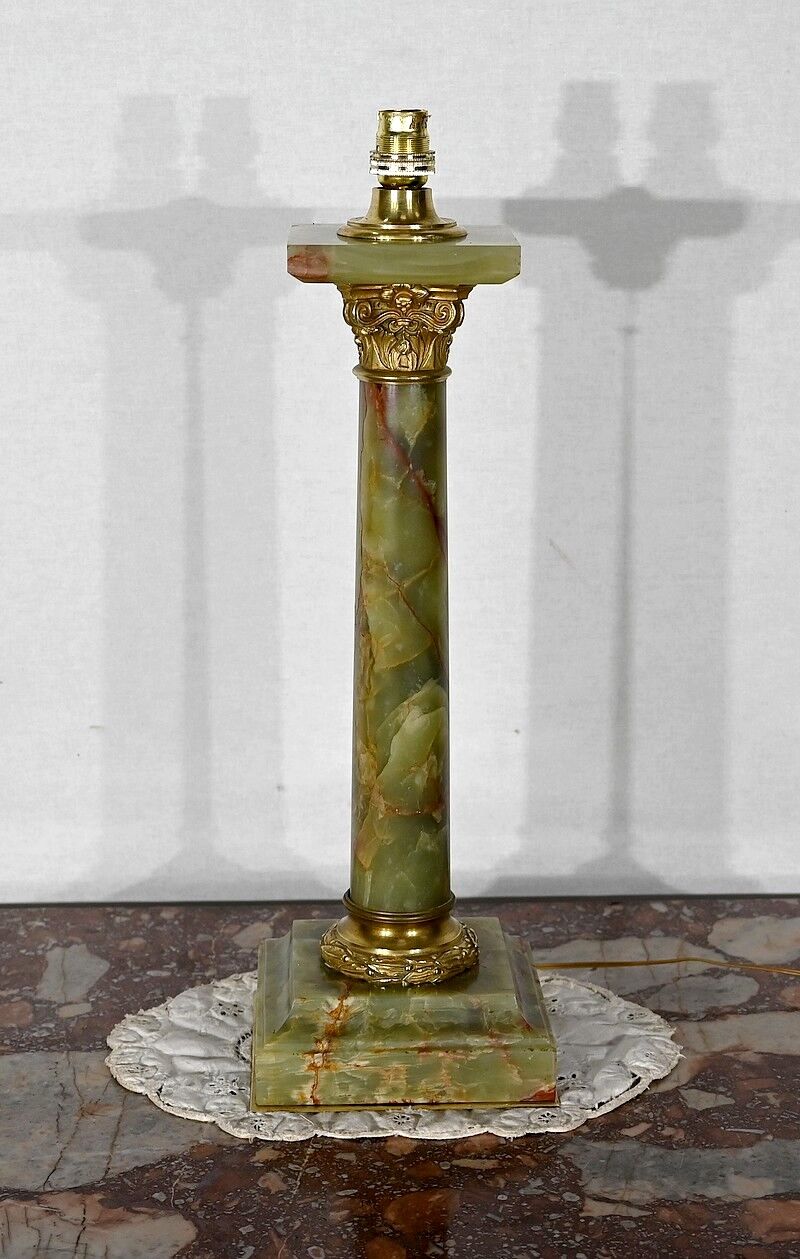 Green onyx column lamp, Empire taste – Early twentieth century
