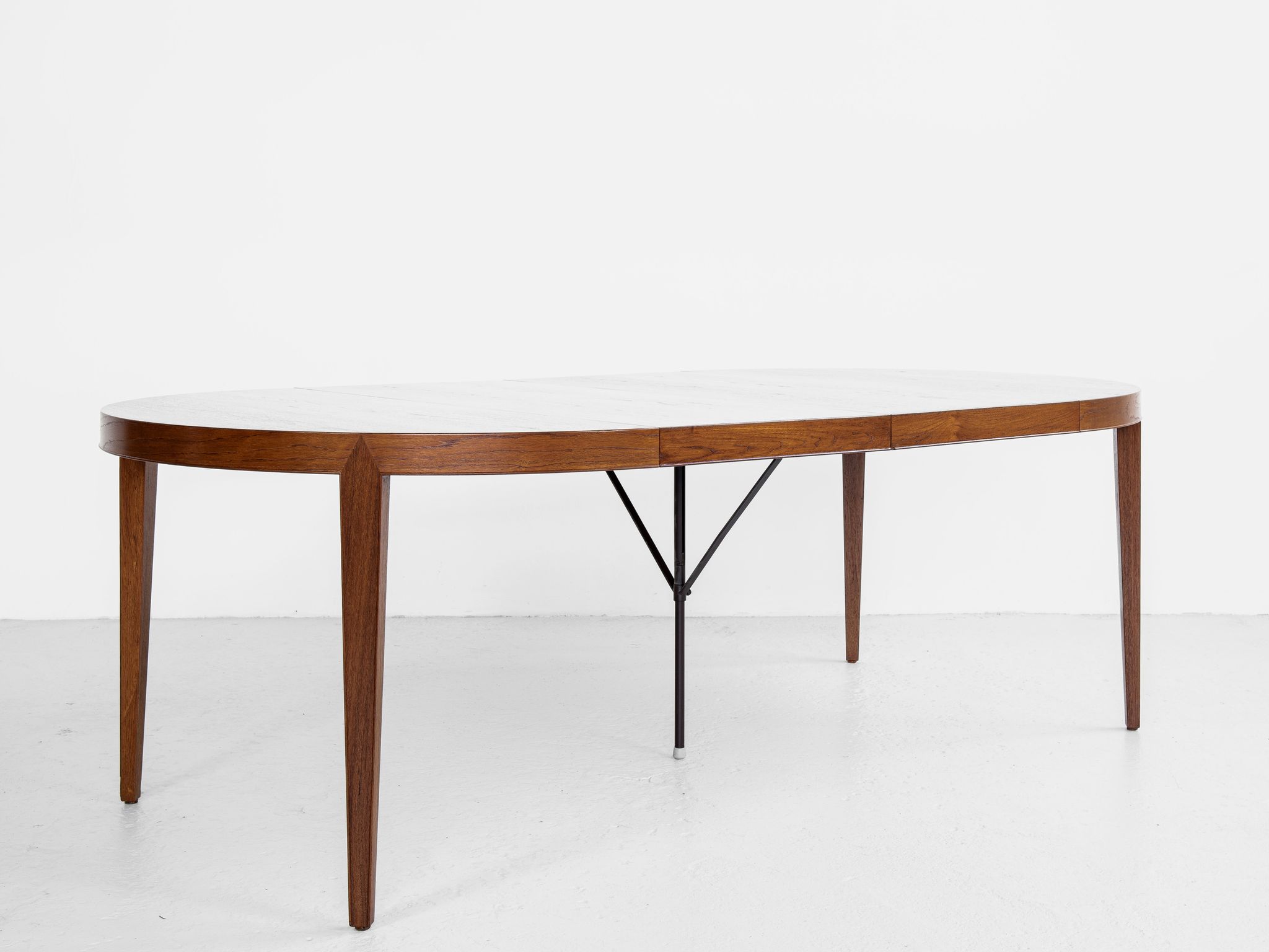 Midcentury Danish round dining table in teak by Severin Hansen for Haslev 1960s