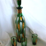 Set carafe and glasses