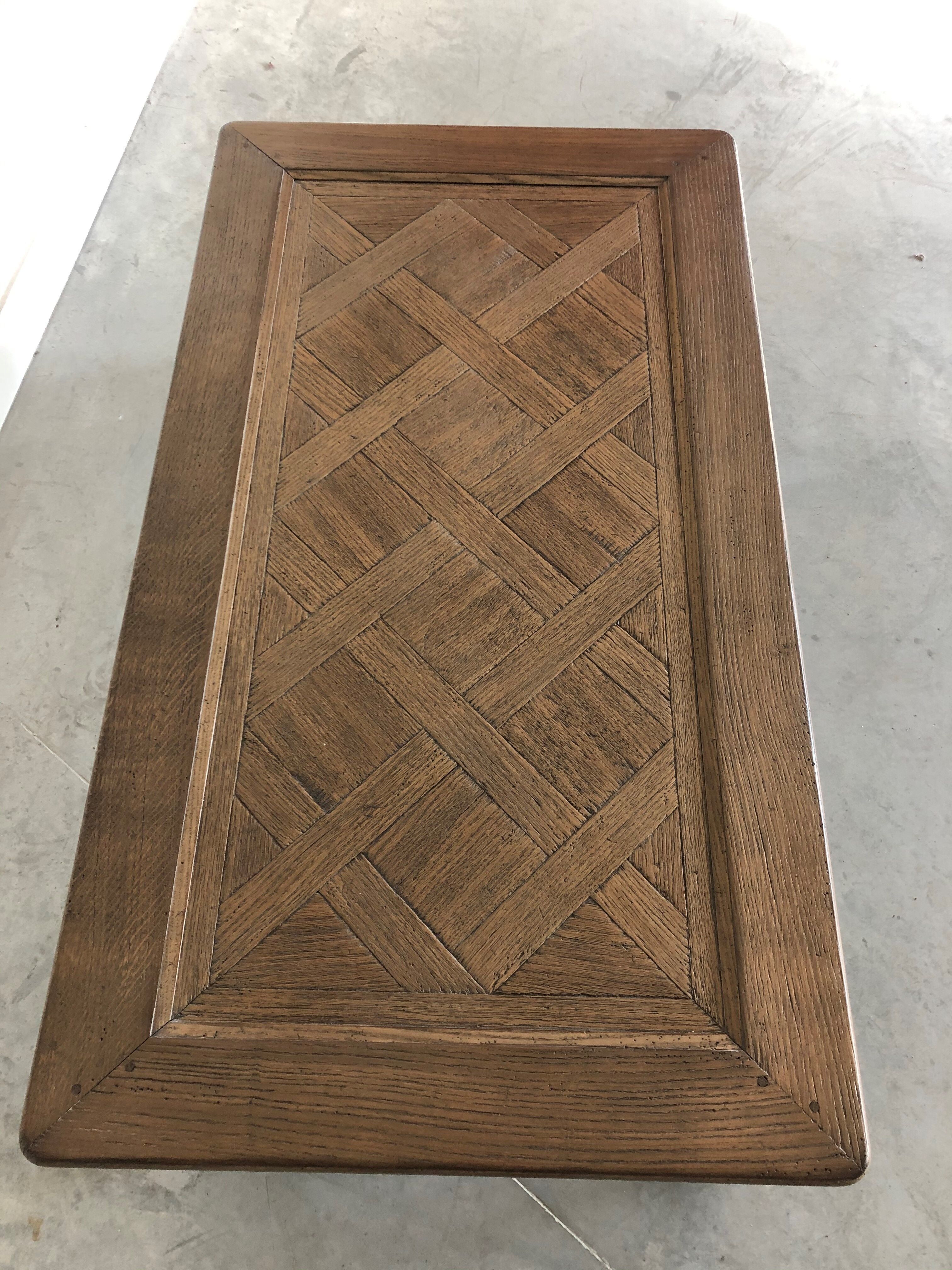 Coffee table Louis XV oak