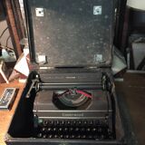 Underwood typewriter