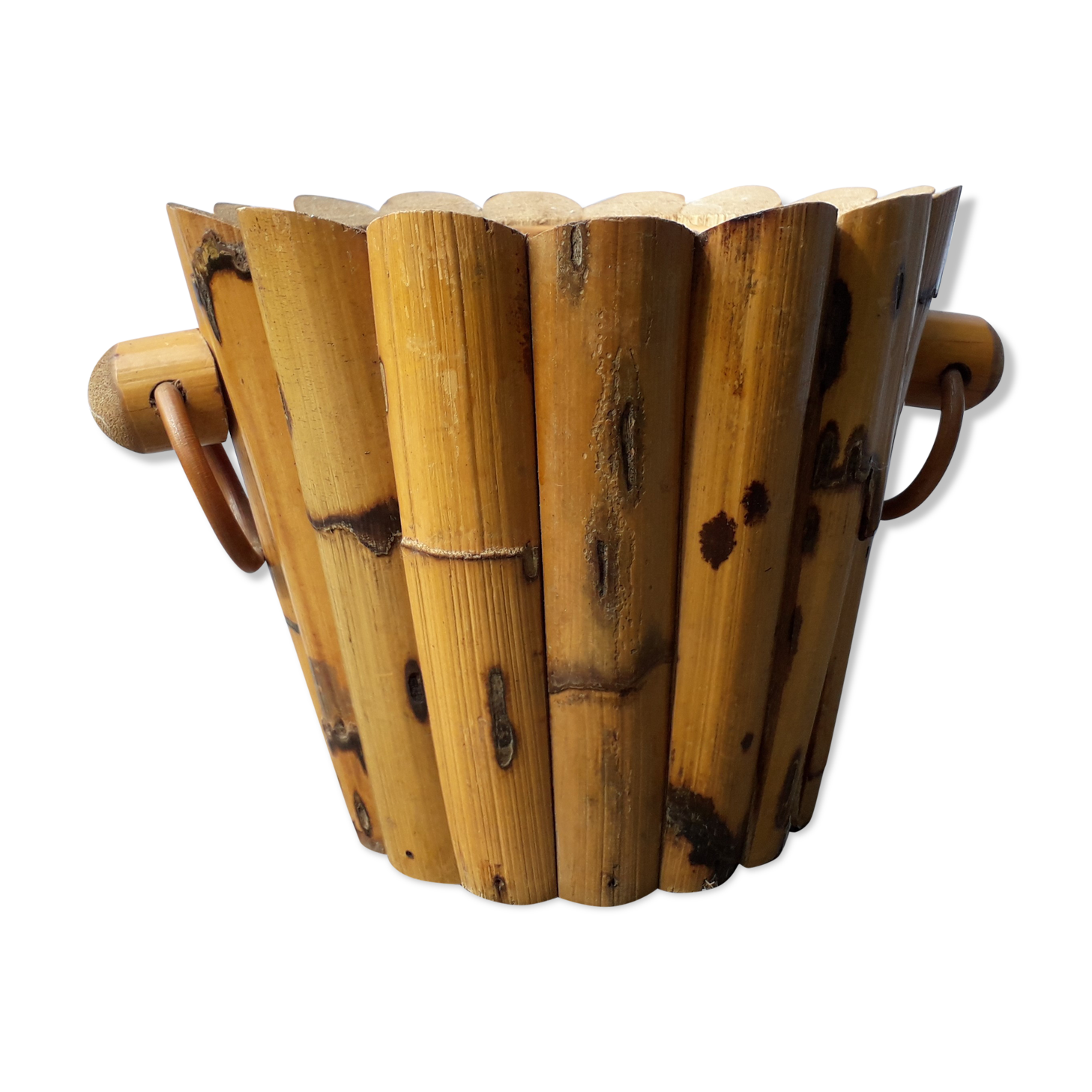 Rattan bamboo pot cache