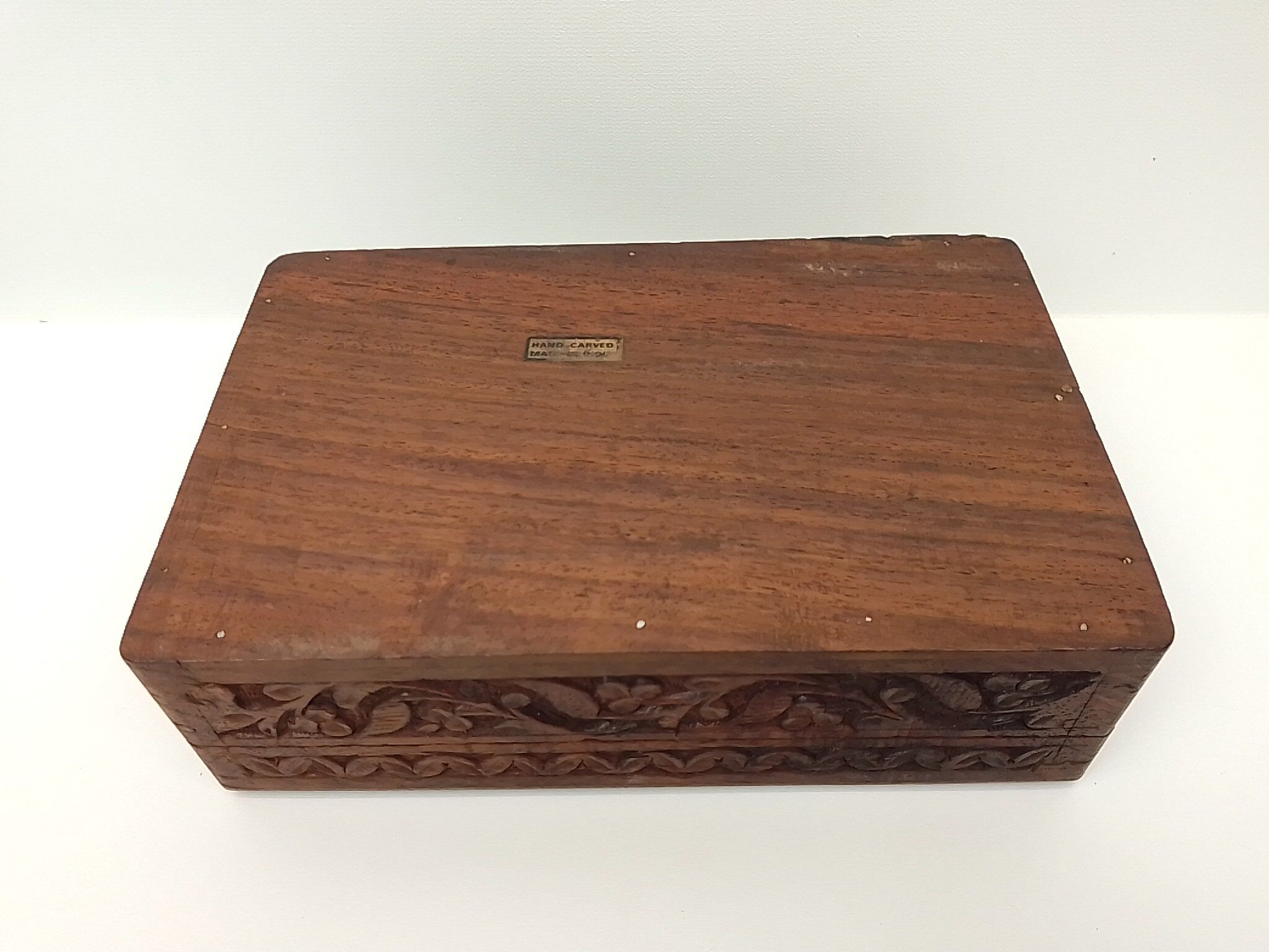 Rectangular wooden box deco hand-carved flowers