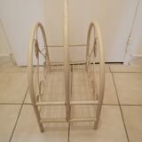 Metal magazine holder
