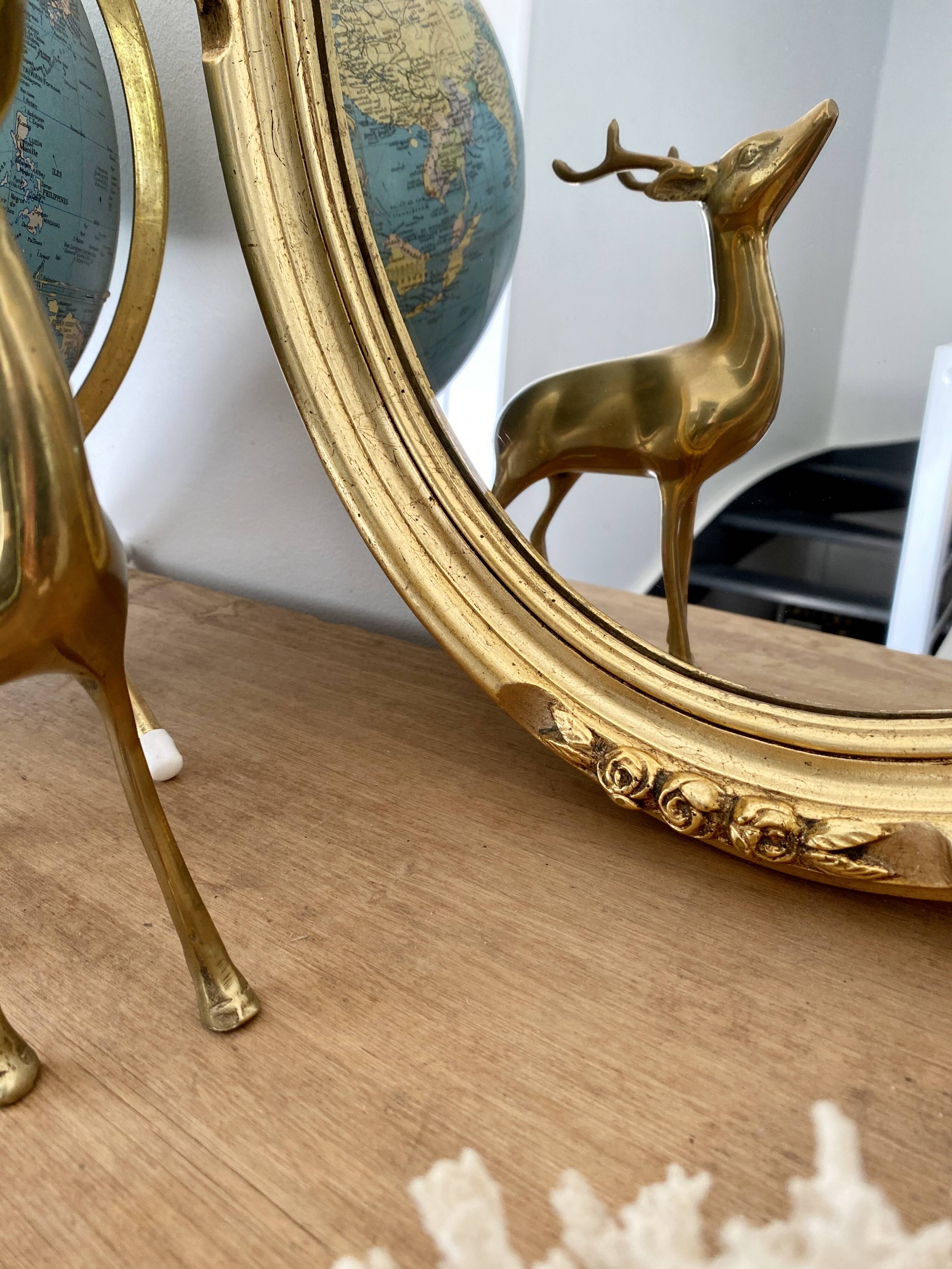 Golden mirror 47x37cm