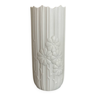 White biscuit vase by Kaiser by M. Frey