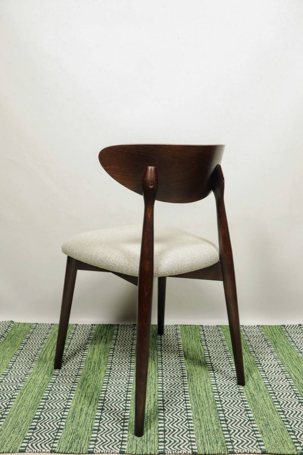 Scandinavian dining chair