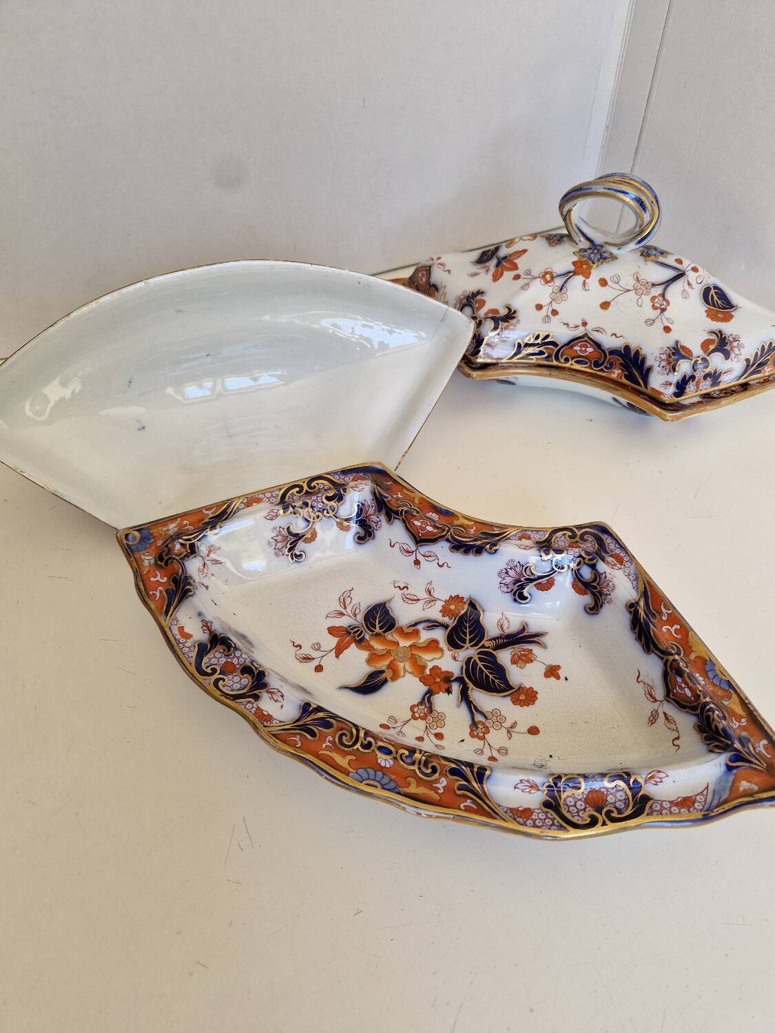 Set of 2 ceramic vegetable dishes, to be defined
