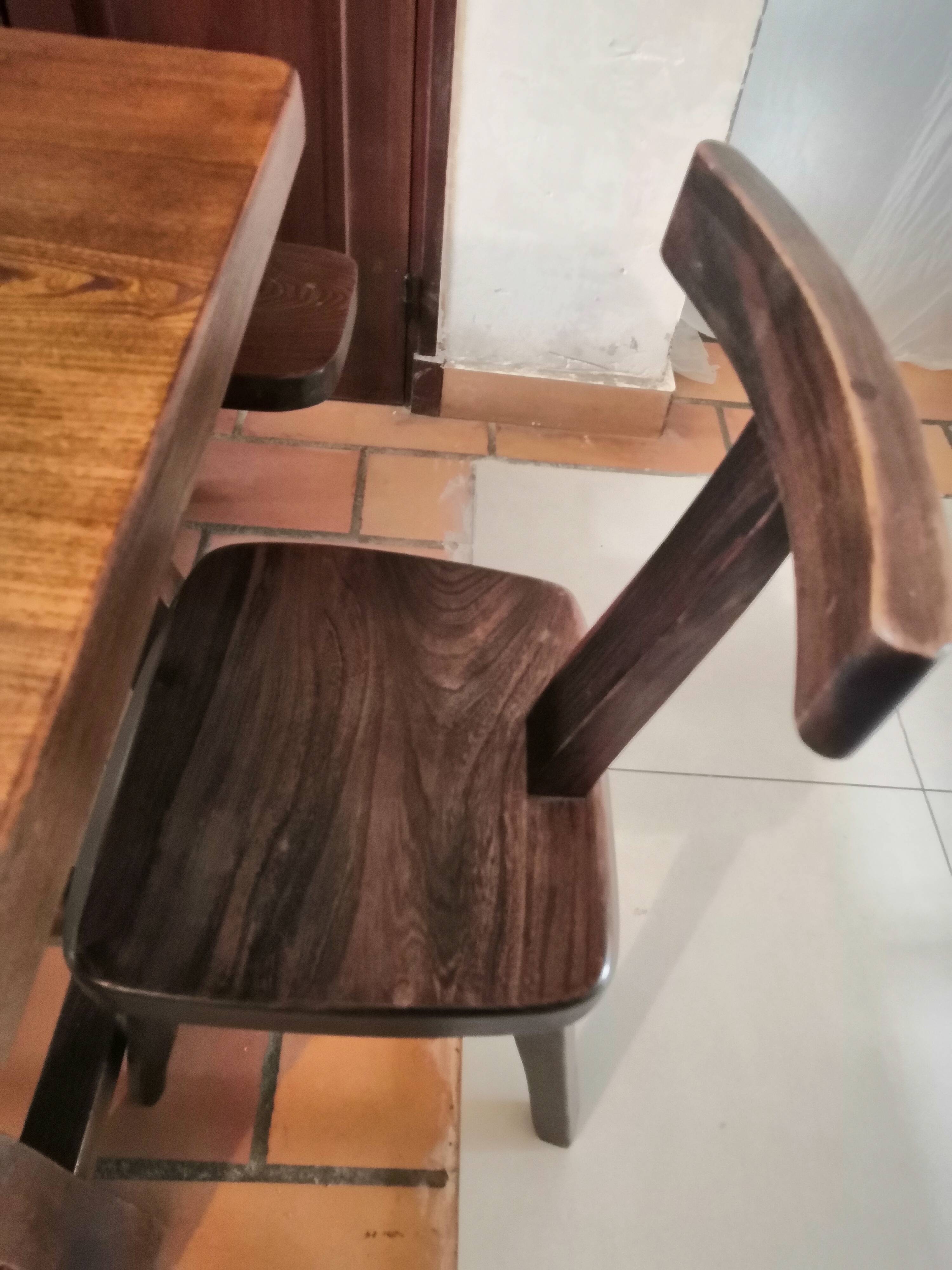 Chaise T en orme massif 1950