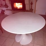 Tulip foot table