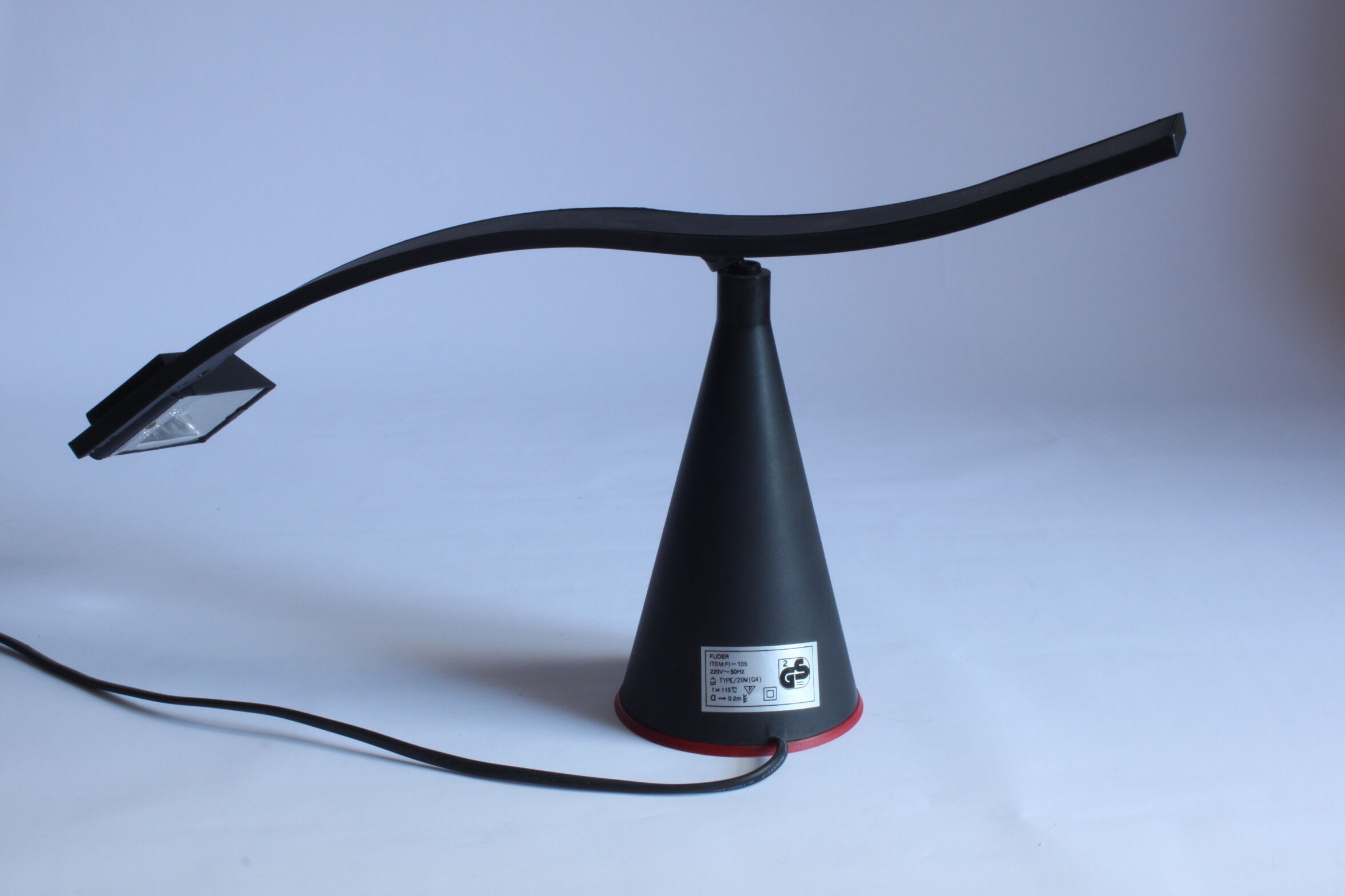 80s wave desk lamp by Fuder.