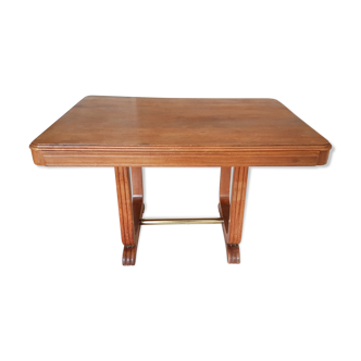 Table of the 1930s