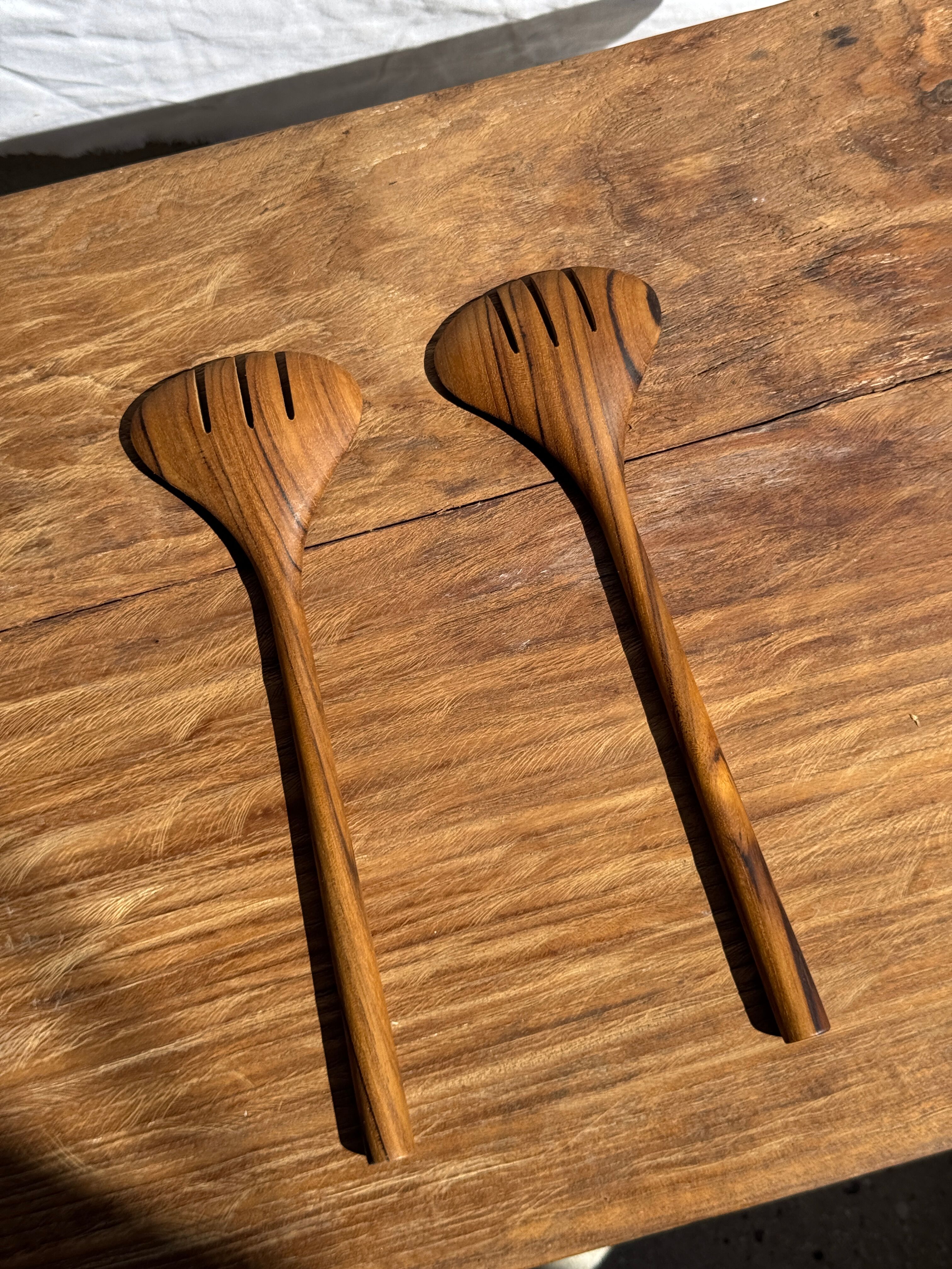 Salad server or large oval split teak spoon. L18 D8.5