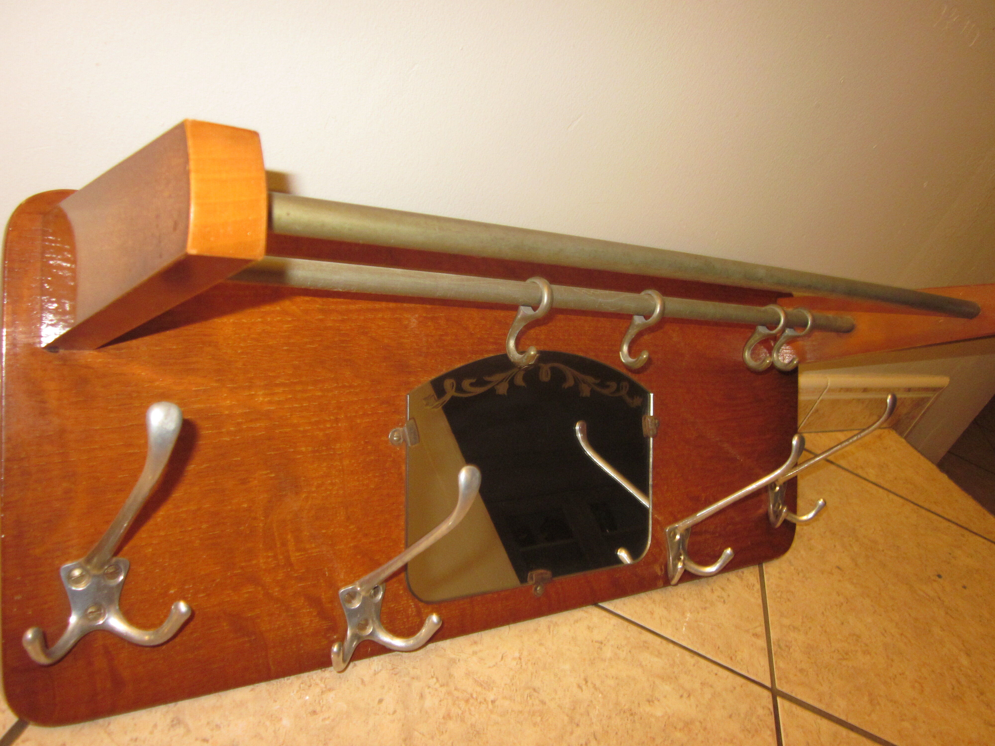 Wall coat rack of the years 50