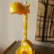 Lampe girafe , chambre d'enfant , la chaise longue