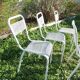 Chaises de jardin en métal perforé