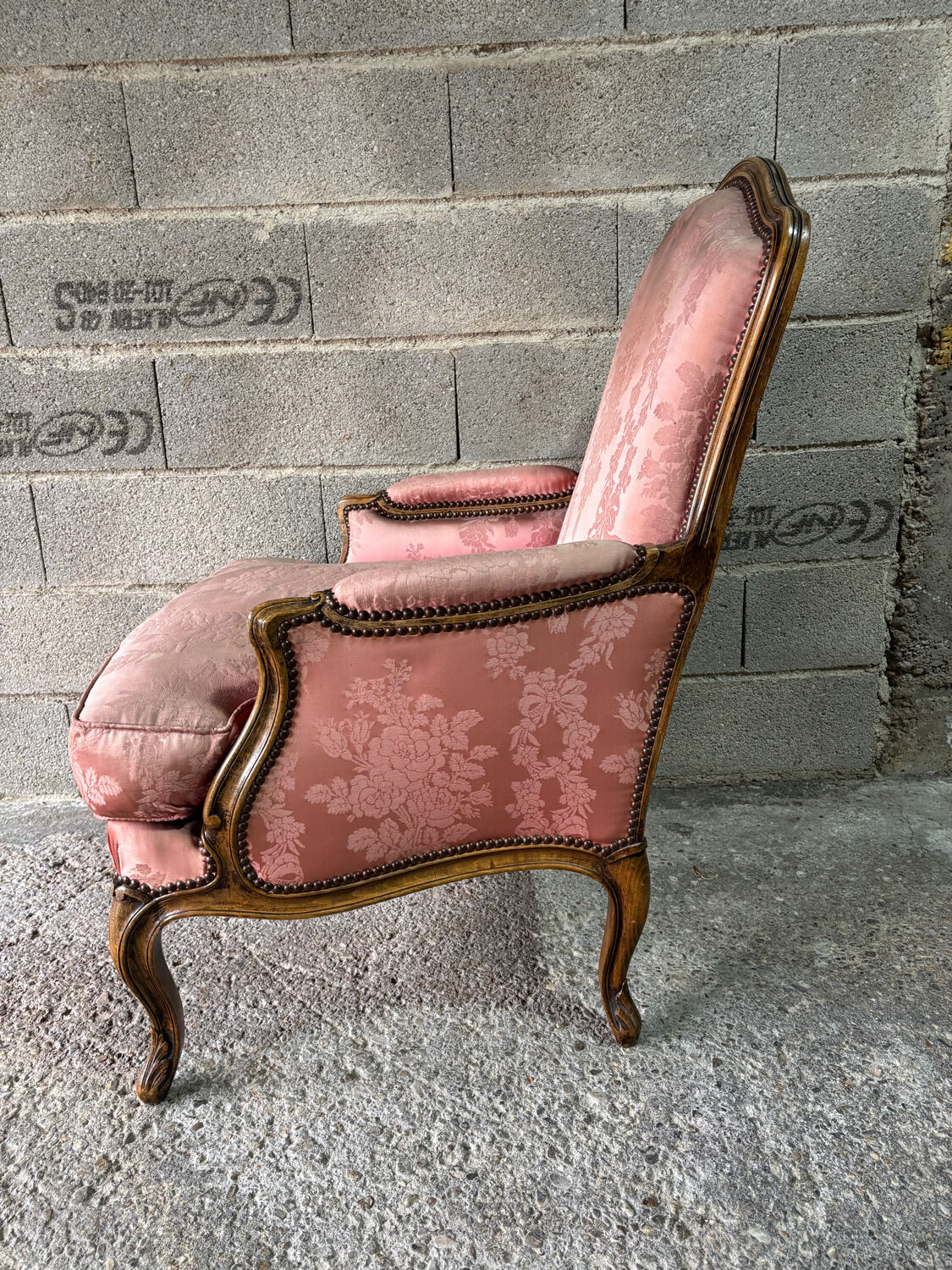 Louis XV style bergère