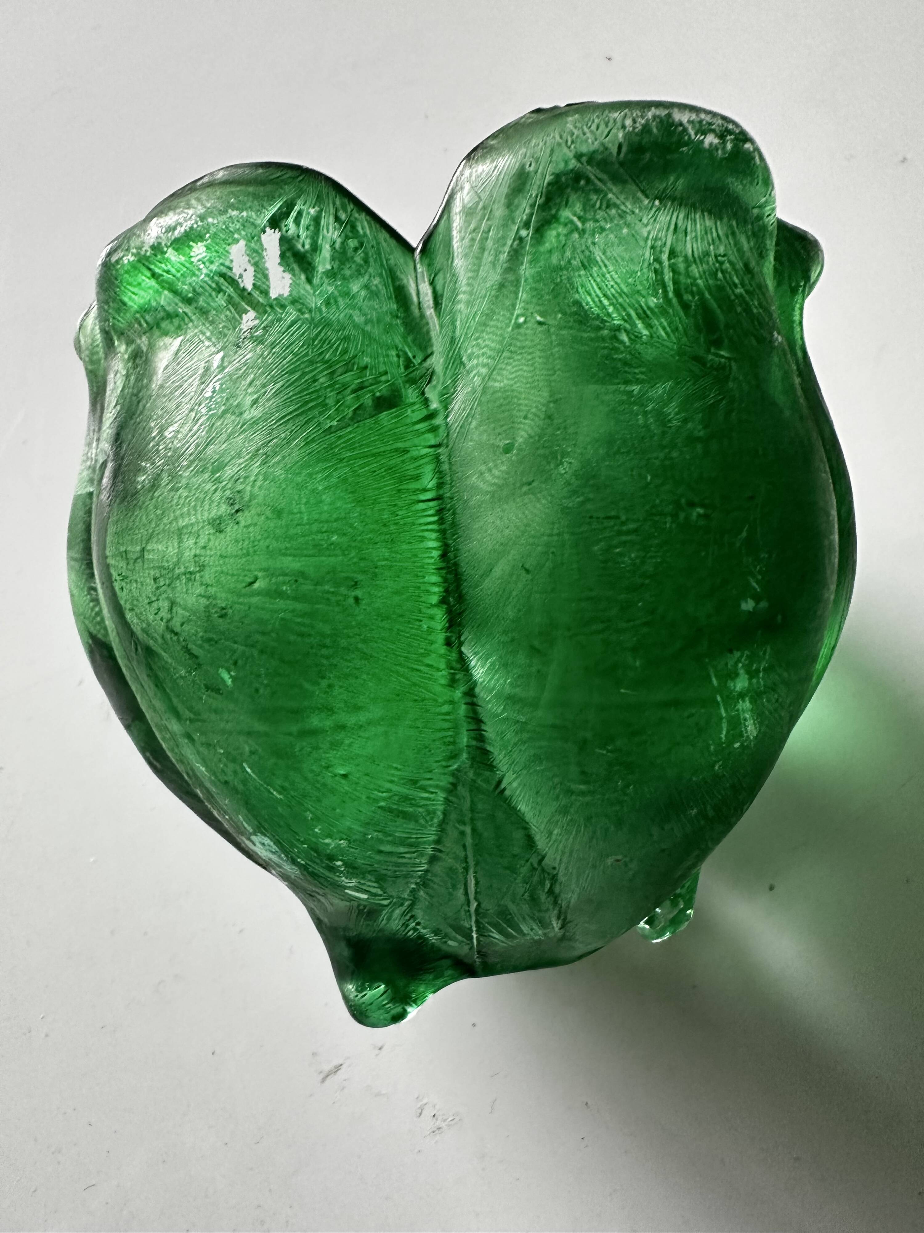 Green glass paste emptying cup from the Art Deco period