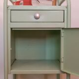 Pair of nightstands to hospital mint