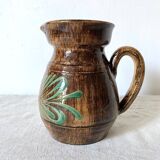 Alsatian pitcher