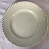 Set of 8 small white plates