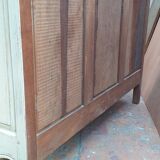 Skated oak chest of drawers