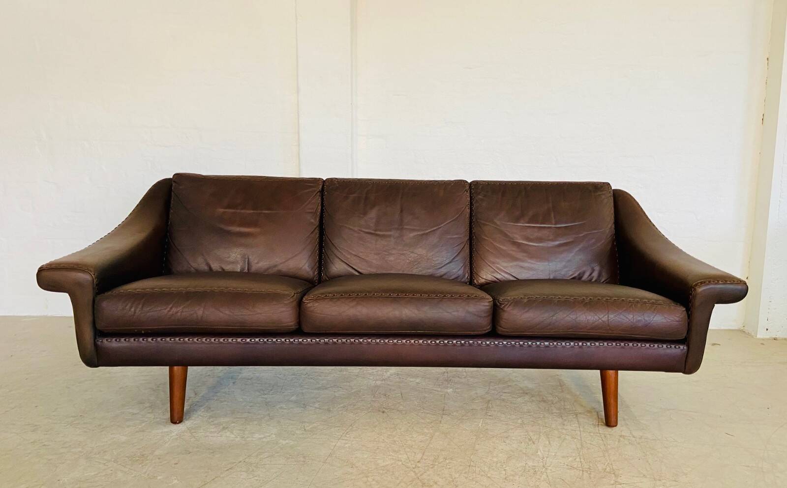 Vintage Danish mid-century retro Aage Christiansen (Matador) leather sofa 60s