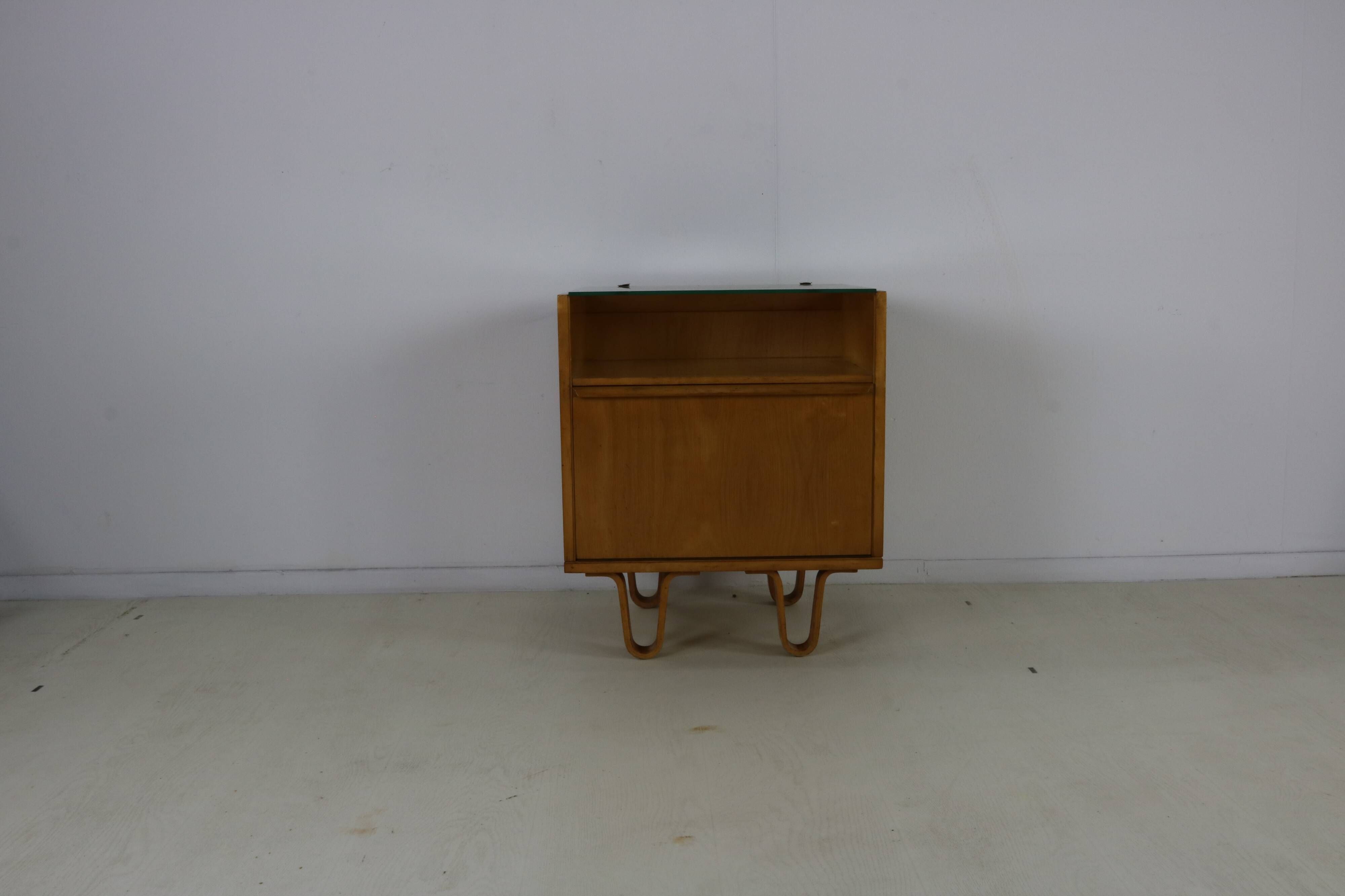 UMS Pastoe small birchwood nightstand by Cees Braakman for Pastoe